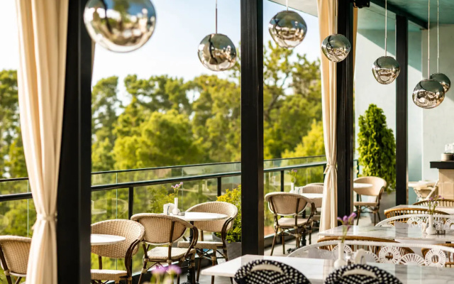 Отель Kobuleti Garden Inn