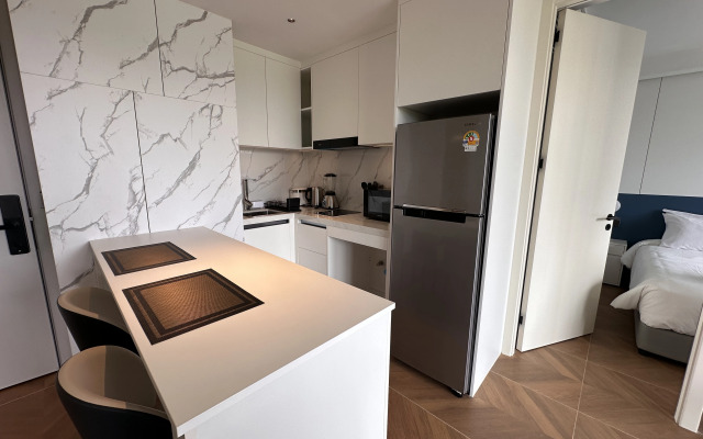 Апартаменты 2 Спальни Первая Линия Пляжа Лаян от Capital Pro