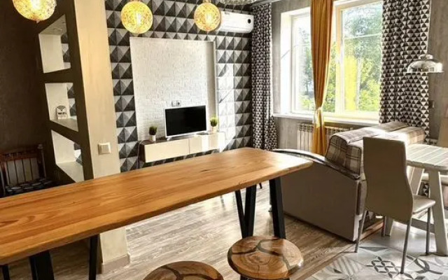 Yarkaya Dizajnepskaya Na Naberezhnoj Flat