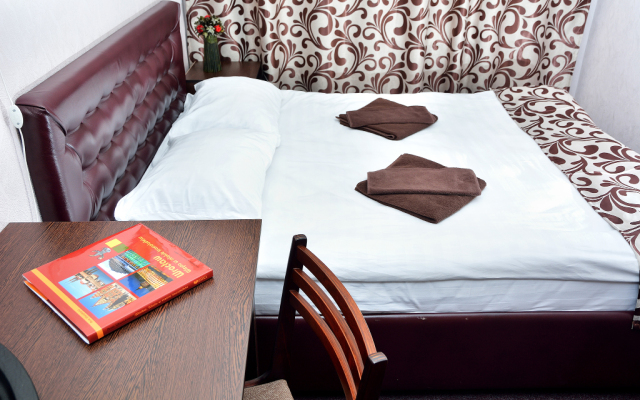 Отель на Звездинской