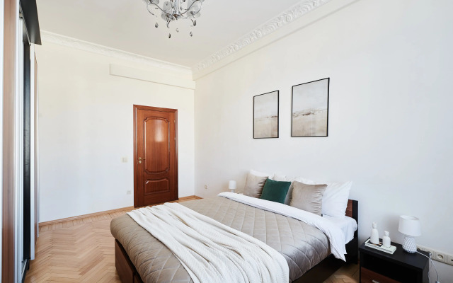 GM Trekhkomnatnye s vidom na Tverskuyu Apartments