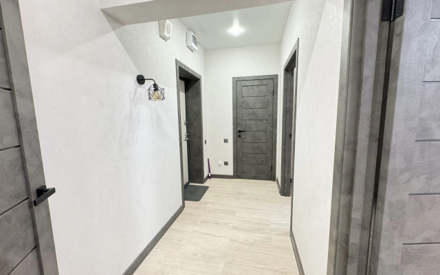 V Tsentre Goroda A2 Apart Flat