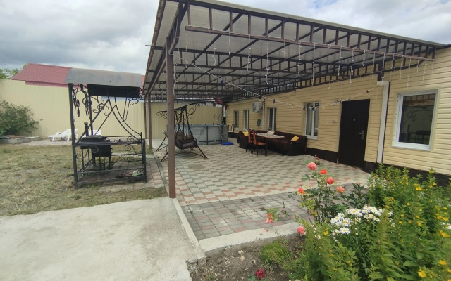 Dom V Kurortnoy Zone Guest House
