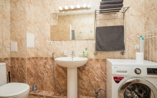 Studiya Per B Khmelnitskogo Flat
