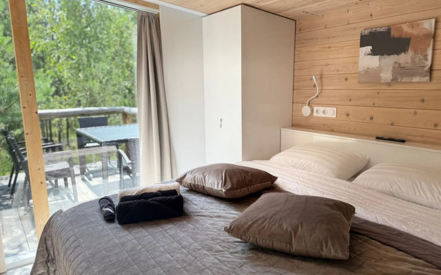 Unikalny Atomm Xl Private house