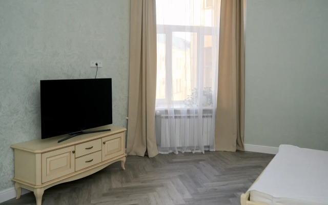 Квартира На Большой Конюшенной 13