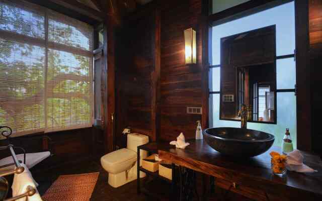 Pugdundee Safaris- Pench tree Lodging house
