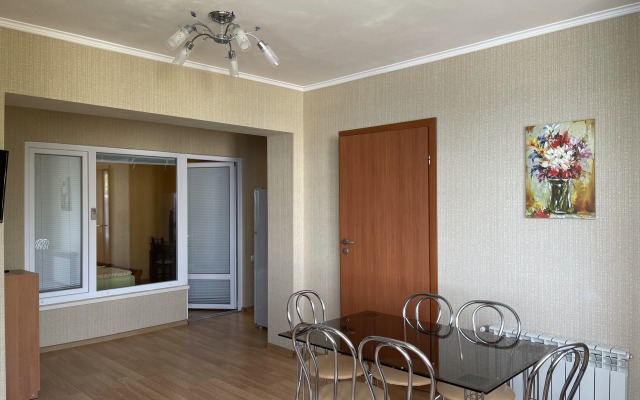 Elling Selena Guest House