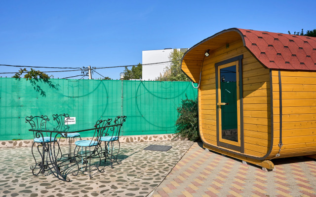 Edelveys Guest House