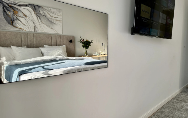 Du Soleil  V Rezidentsii Yevropa Na 7 Etazhe Apartment