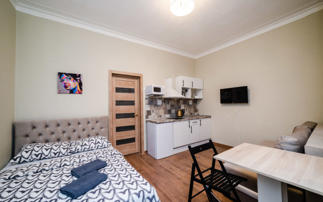 Bolshoy Nikolopeskovsky 12c1 (B) Apartments