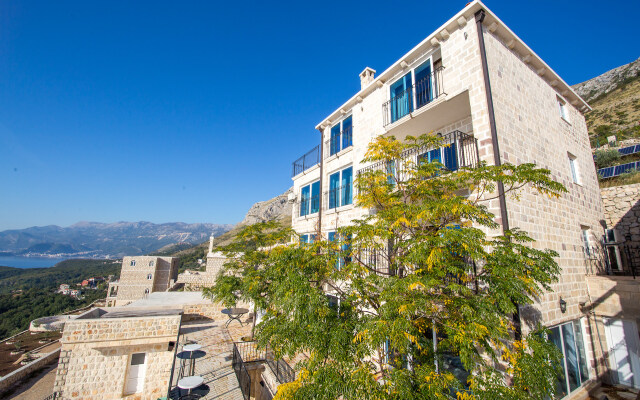Olive Resort	