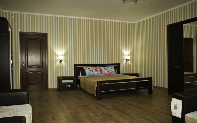 Hotel Medoviy
