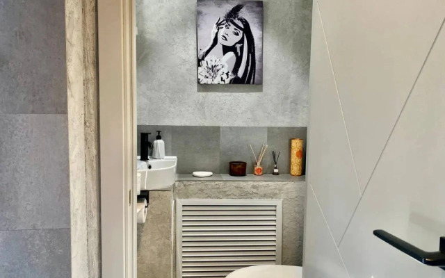 Paradeaparts na Pervomayskoy 13A 1 Apartments