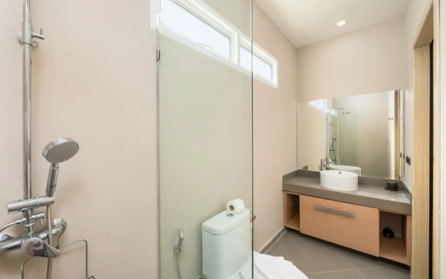 Sunpao Beautiful Modern 3br at Bang Tao Villa