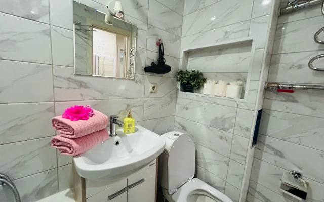 Квартира GoldApart Качалинская 9