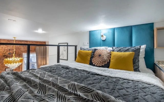 Atmosfernaya Studiya U Tavricheskogo Flat
