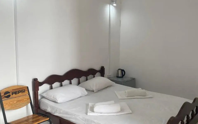 Mini hotel Gostevoy Dom "stary Prichal" Abkhaziya S. Ldzaa