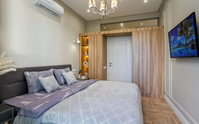 Na Ulitse Drazhinskogo 48 Flat