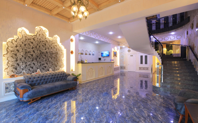 Ayni Hotel