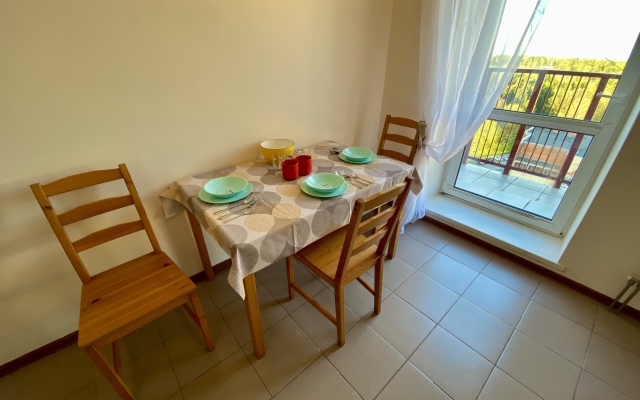 Na Klubnoy 54 Flat with Balcony