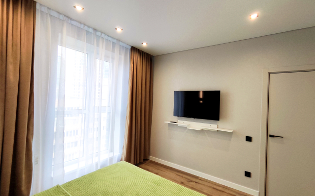 Квартира с видом на Родину Мать