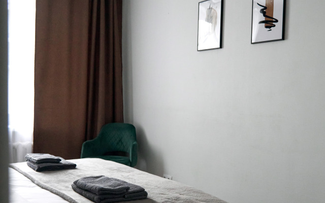 Квартира Трёхкомнатная у Метро Московская