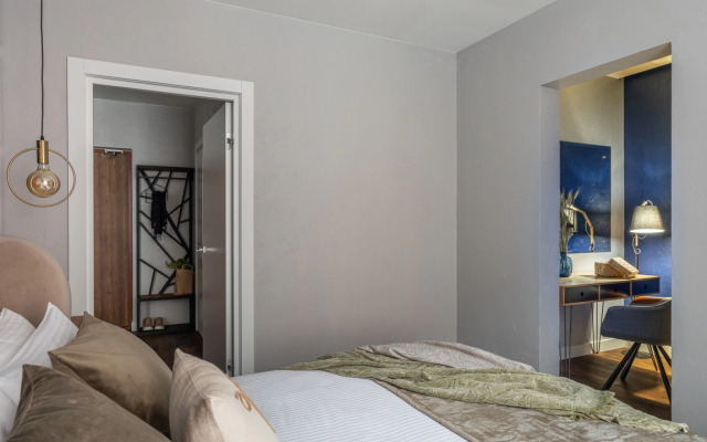 Квартира Двухкомнатный Люкс КВАРТ НЕВСКИЙ