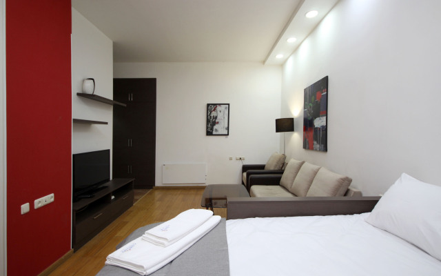 Gallery Cascade #2 Apartments