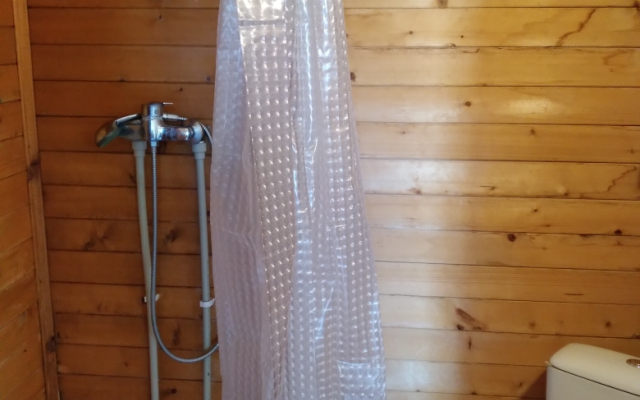 Частный дом 17м на участке 8 соток