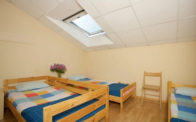 Belyij Hostel