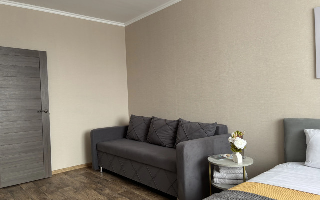 Komfortabelnaya V Tsentre Yaroslavlya Flat