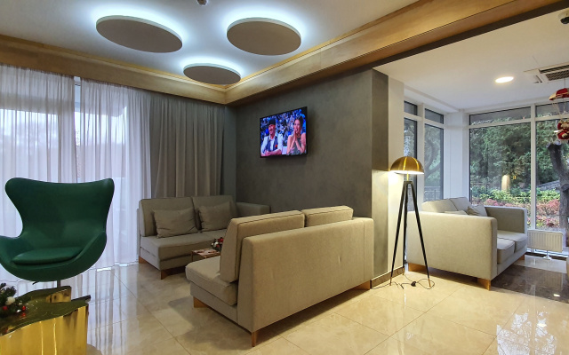 V ZhK Leto Apartment