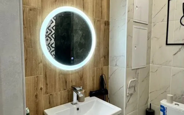 Na Ulitse Novobulvarnaya 40 Flat