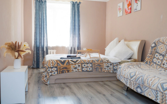 Na Naberezhnoy Flat