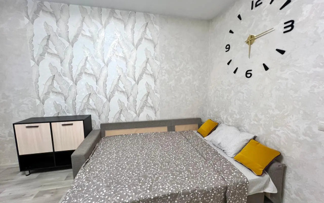 U Metro Nekrasovka Flat
