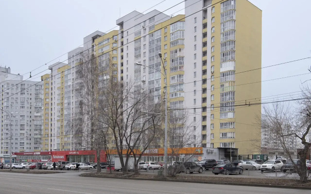 Квартира Просторная четырехместная квартира у метро