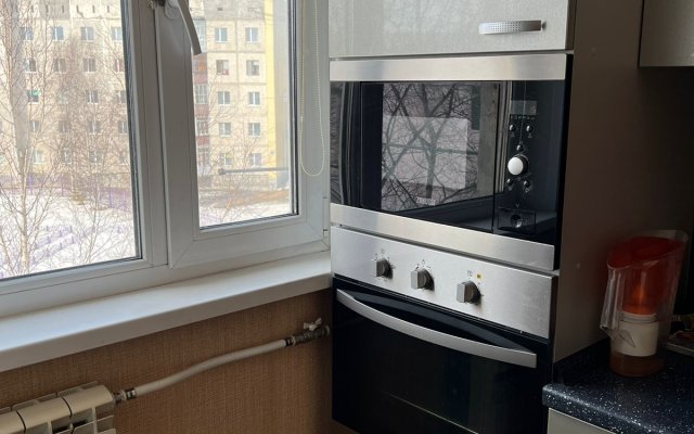 13-y mikrorayon 28 Apartments