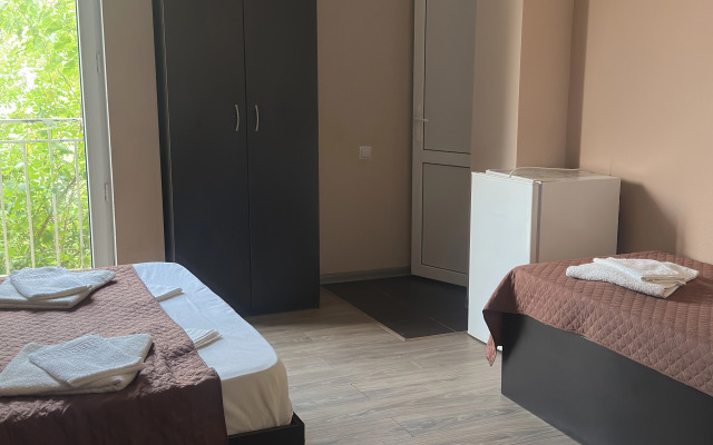 Dva Kapitana Guest House