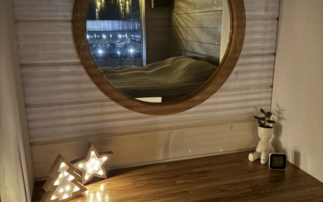 Частный Дом с Верандой в Лесу