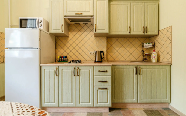 Na Oktyabryskom Prospekte 14 Flat
