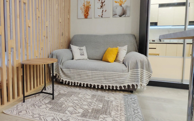V Tsentre Petrozavodska U Naberezhnoy Flat