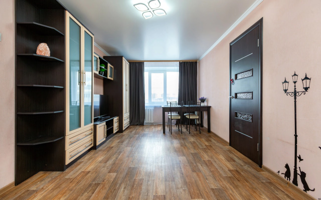 Квартира на улице Республики 90