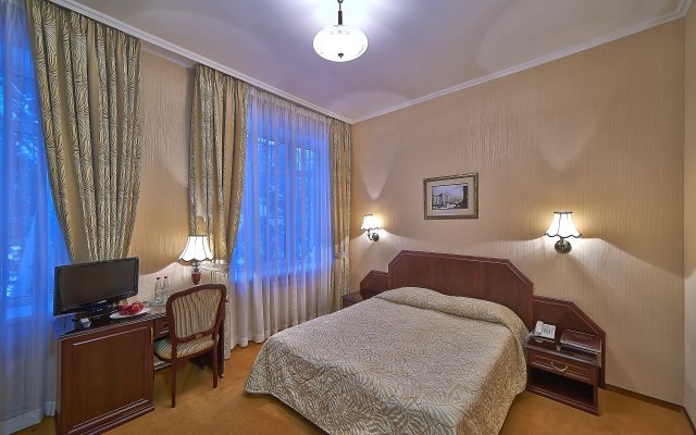 Sheremetyevsky Park Hotel