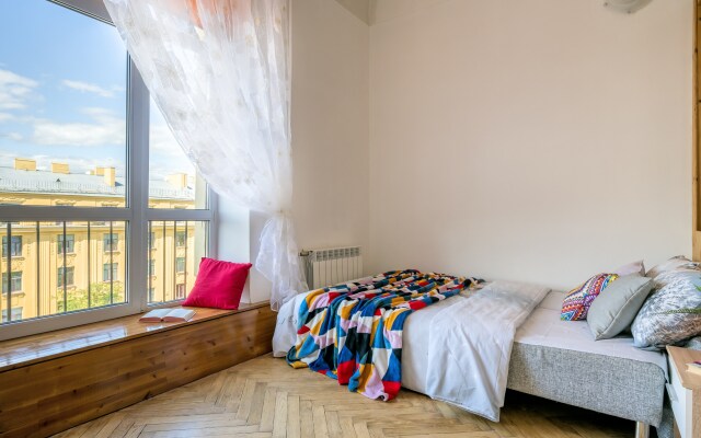 Жилое помещение Комната с Балконом на Васильевском Острове