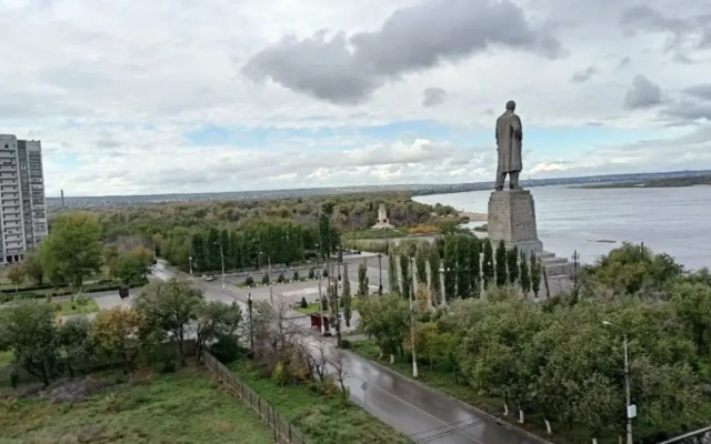 Квартира Стильная современная студия на набережной Красноармейского района Г. Волгограда