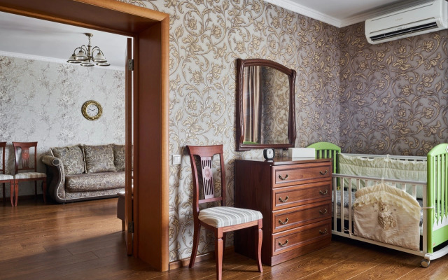 Apartamentyi Na Gazetnom Pereulke 1/12