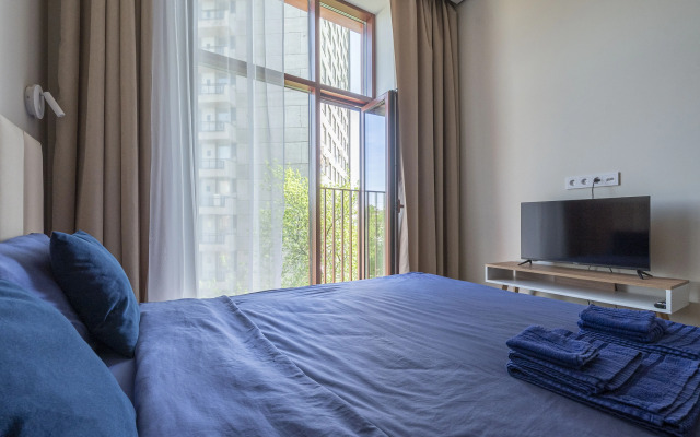S Lichnoy Terrasoy Na Kryshe Doma Okolo Metro Apartments