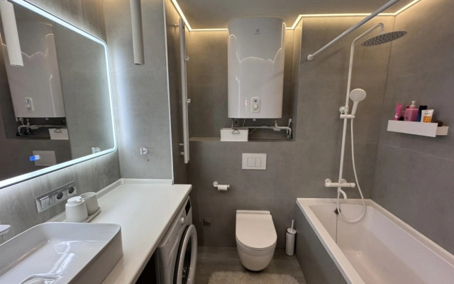 Na Ploschadi Pobedy Apartment