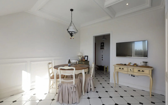 Baltic Apart & Naberezhnaya Provence Apartments
